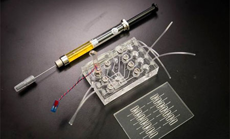 Logran fabricar un laboratorio en una aguja